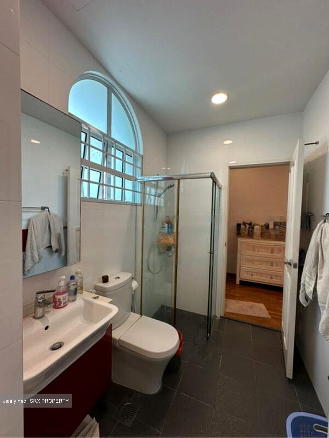 Eastwood Walk Gardens (D16), Terrace #474377411